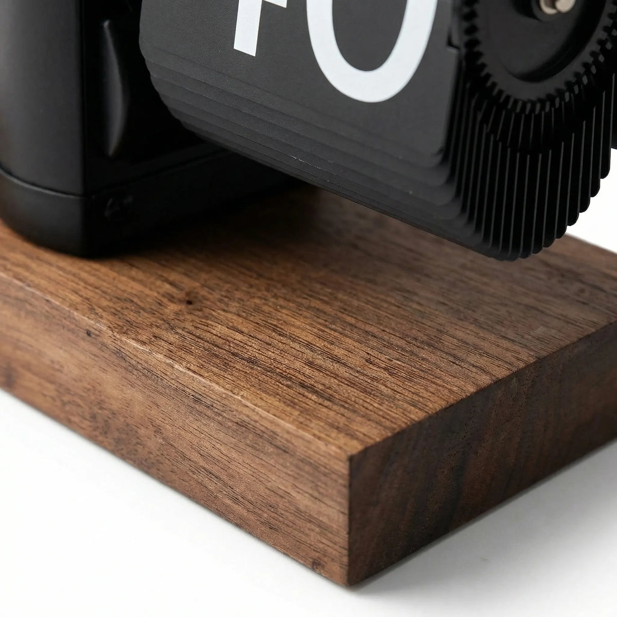 Retro Mechanical Flip Panel Wood Tone Desk Clock