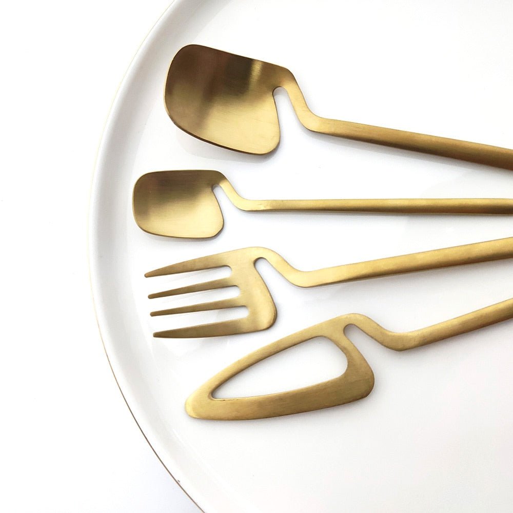 Minimalist Polished Stainless Steel Dishwasher Safe Flatware Cutlery Set