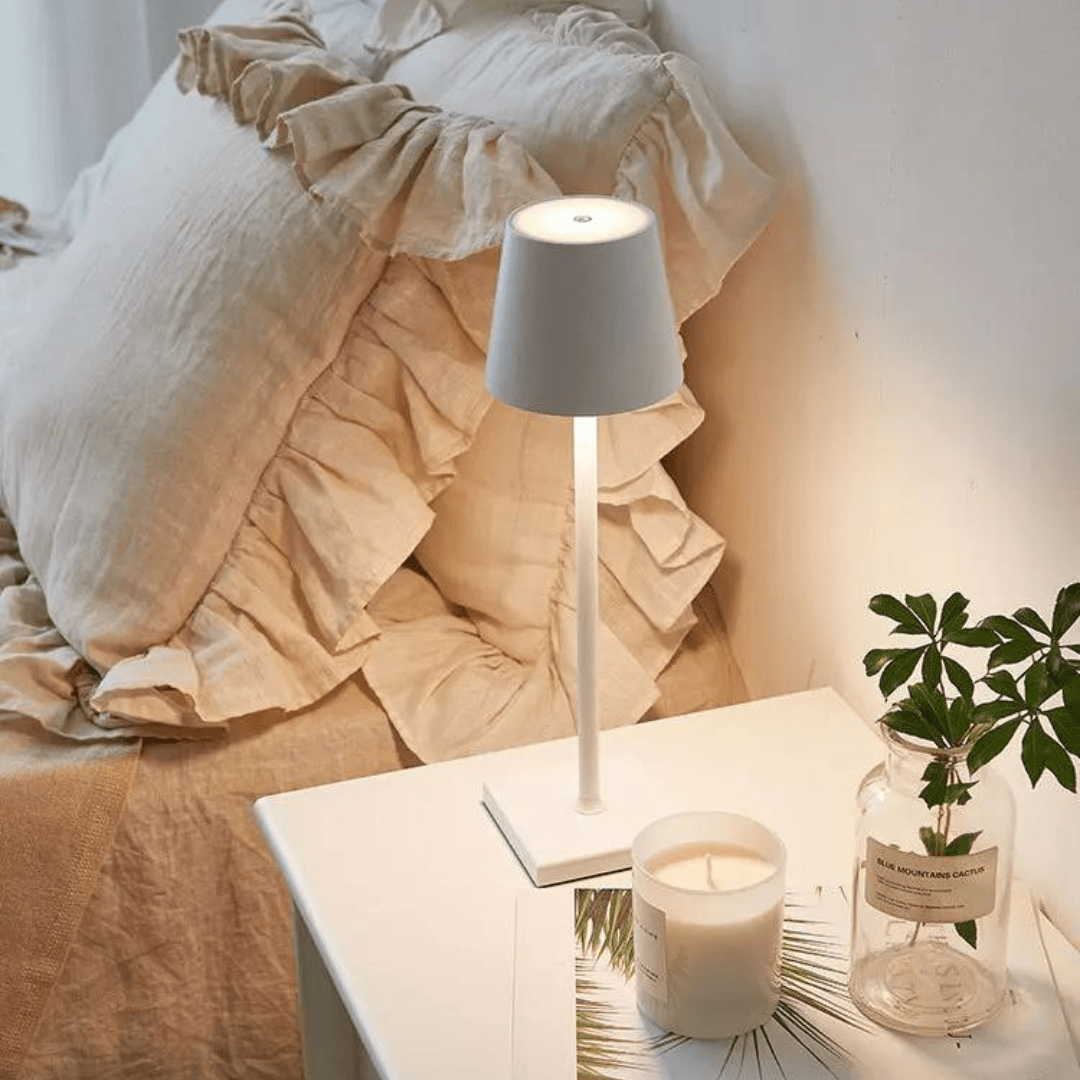 Modern Aluminum Metallic Rechargeable Touch Dimmable Cordless Table Lamp