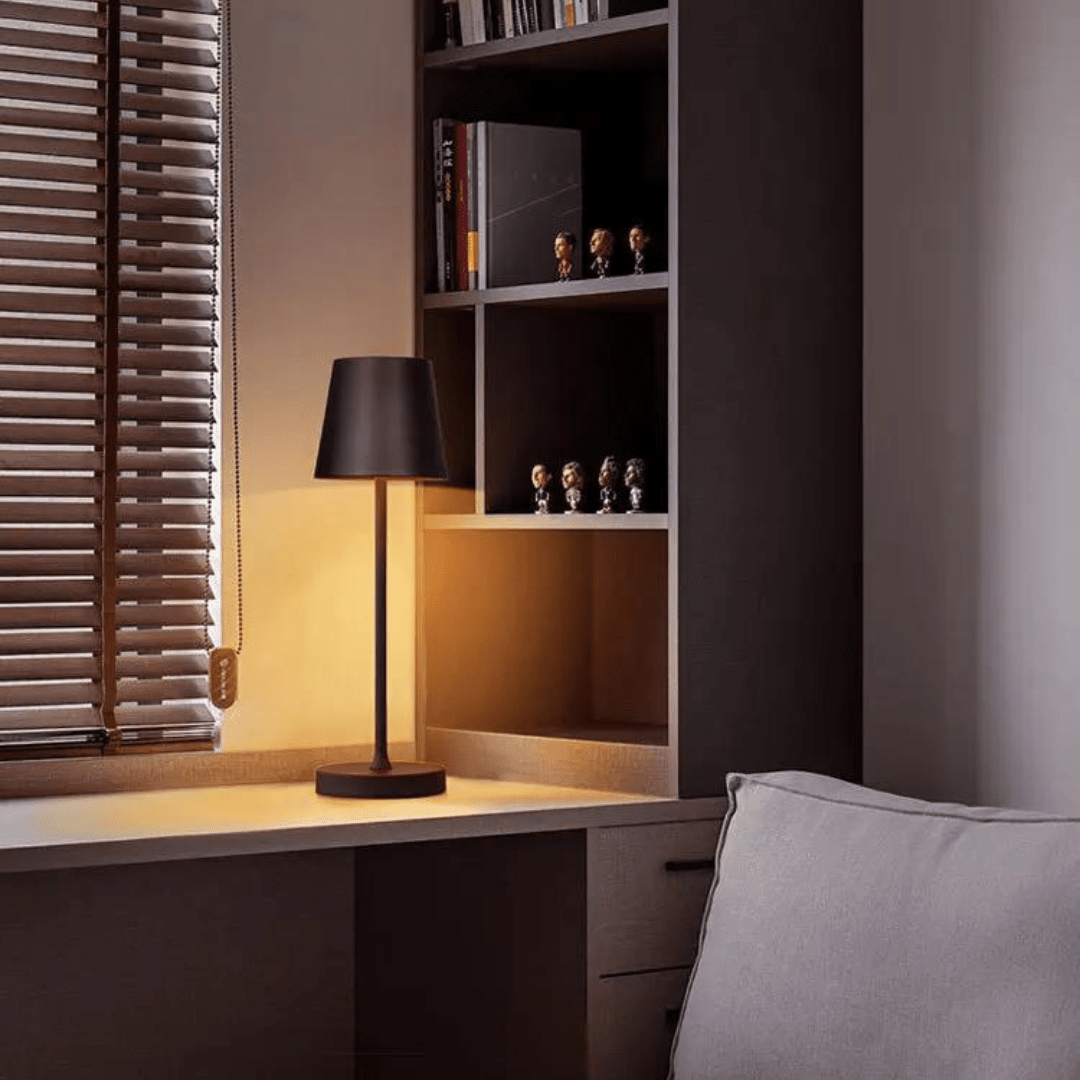 Modern Aluminum Metallic Rechargeable Touch Dimmable Cordless Table Lamp