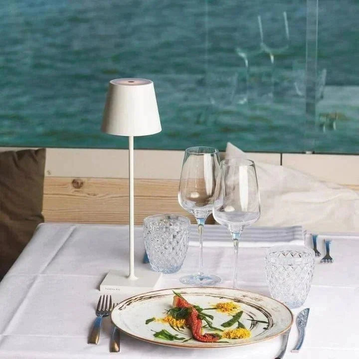 Modern Aluminum Metallic Rechargeable Touch Dimmable Cordless Table Lamp