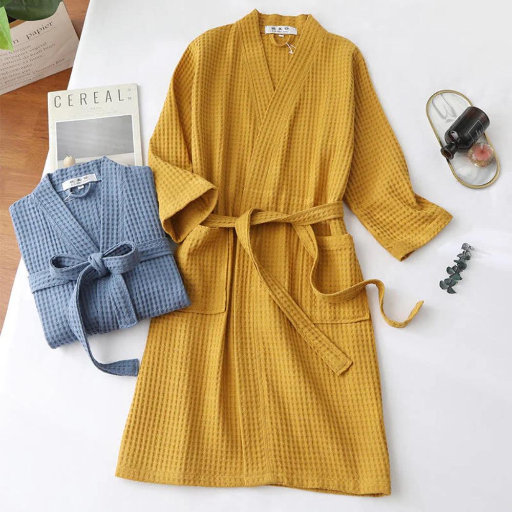 Lightweight Waffle Textured Cotton V-Neck Bathrobe With Adjustable Belt