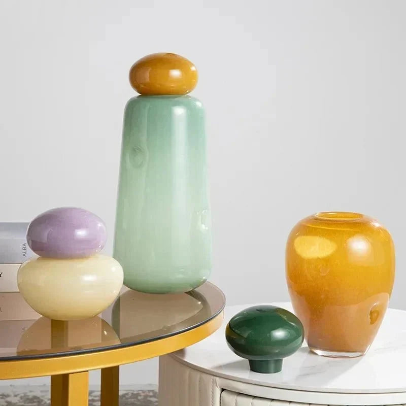 Glossy Pebble Lid Elliptical Glass Flower Vase