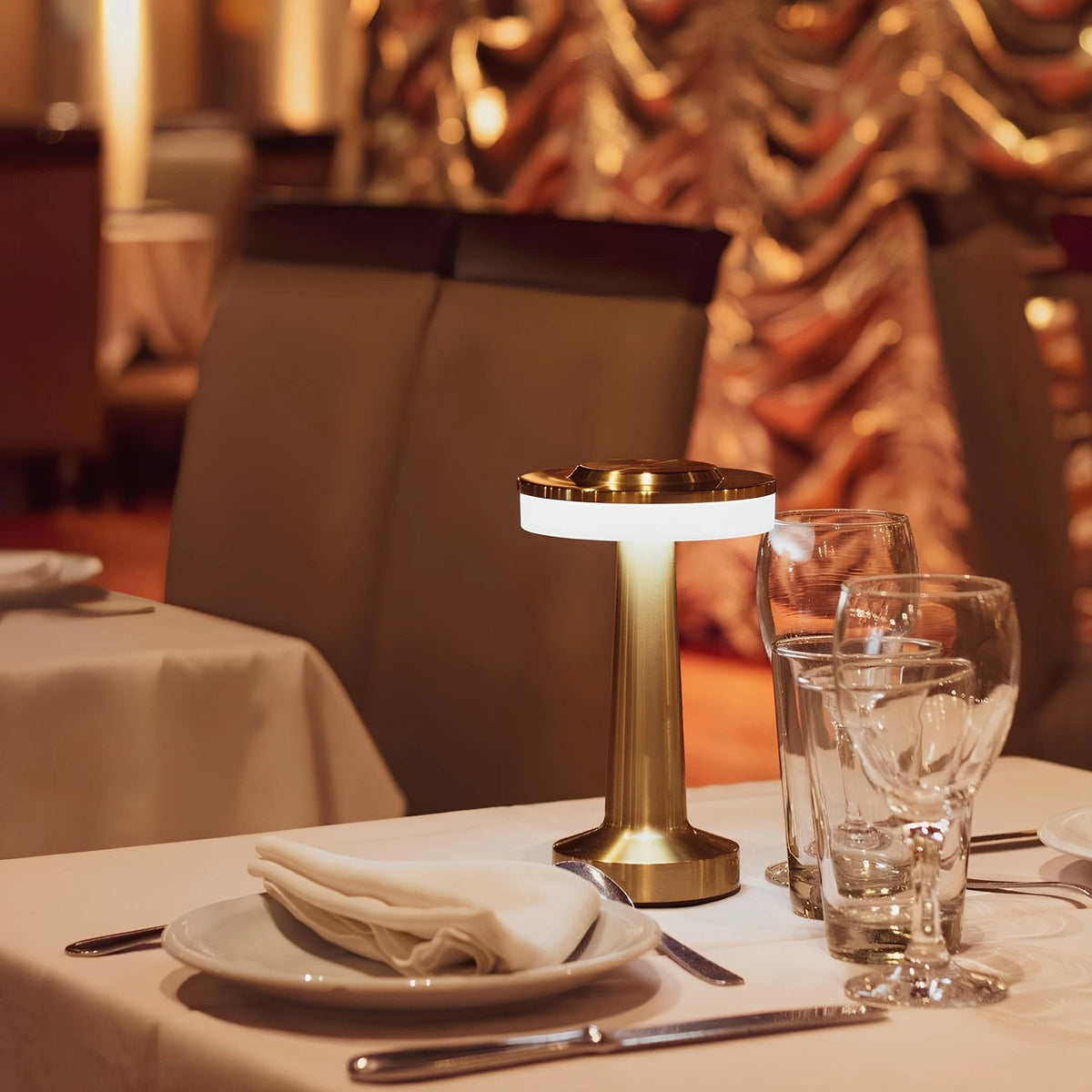 Sleek Portable Metal Dimmable Rechargeable Cordless Table Lamp