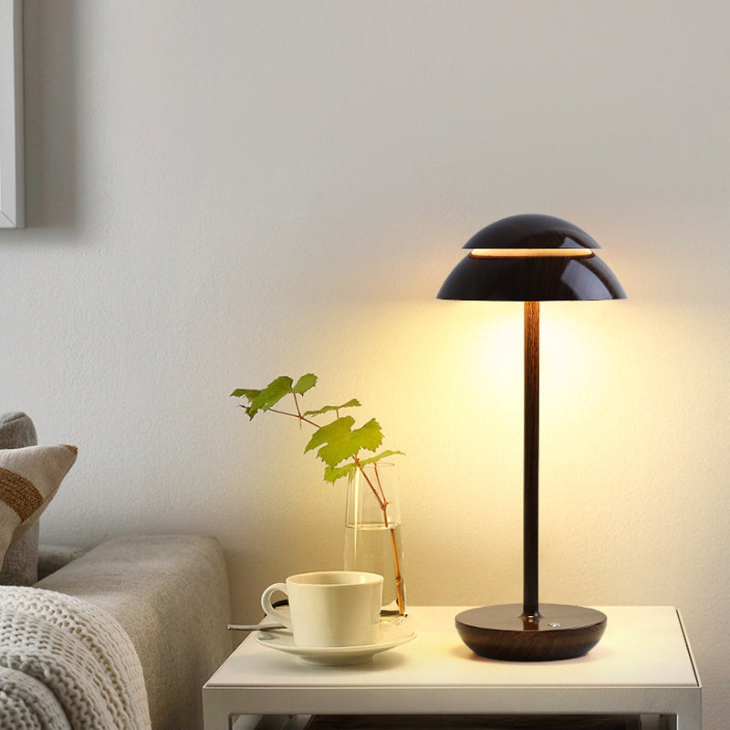 Cordless Portable Plastic Indoor Outdoor Rechargeable Table Lamp